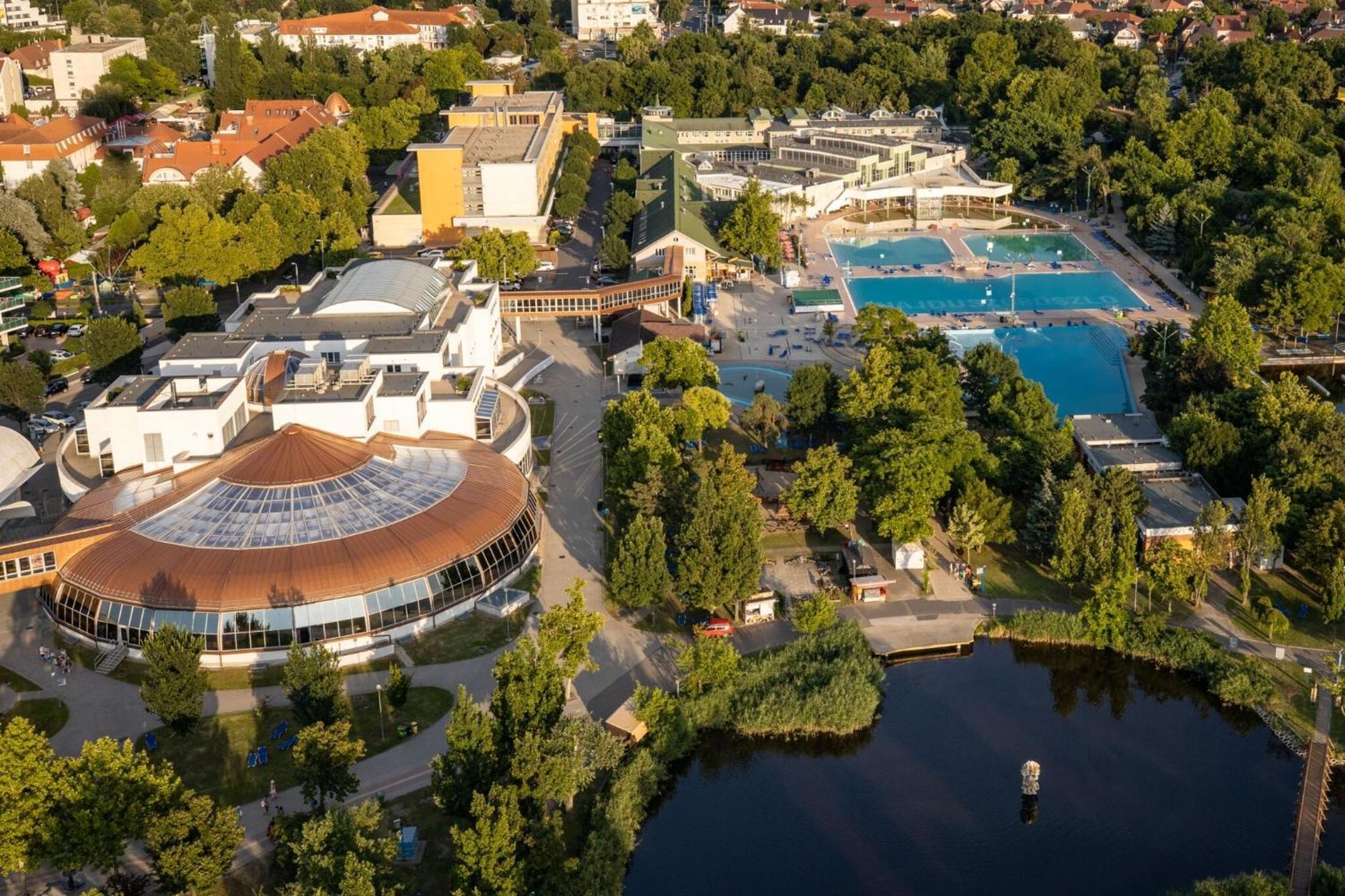 Edit Haz Hajdúszoboszló Exteriör bild